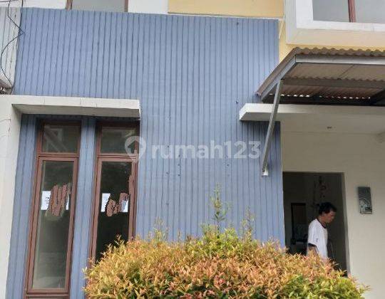 Rumah 2 lantai disewakan di Cluster Alamanda Jakarta Garden City Cakung Jakarta Timur  1