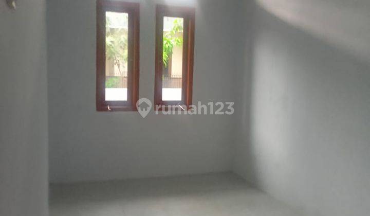 Rumah Rapih Disewakan Murah Di Pondok Ungu Permai  2