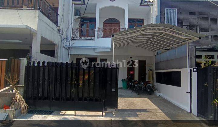 Disewakan Rumah Minimalis Modern di Jakarta Selatan  1