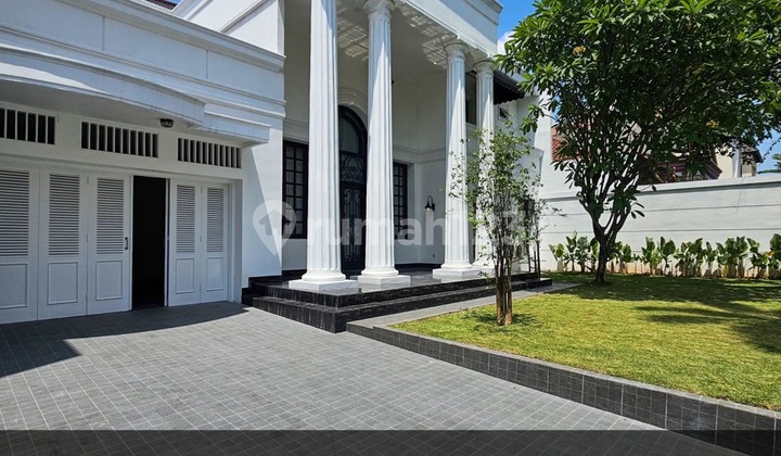 For Tent Rumah Modern Clasic di Pondok Indah, Jakarta Selatan 1