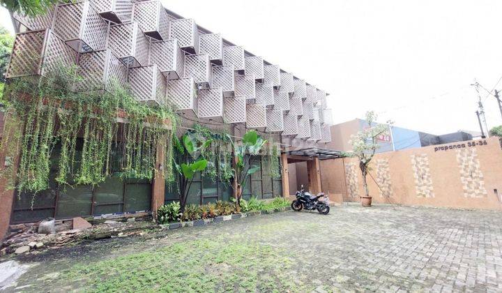 Ruko 3 Lantai Bagus Cocok Untuk Usaha Dan Kantor Kebayoran Baru 1