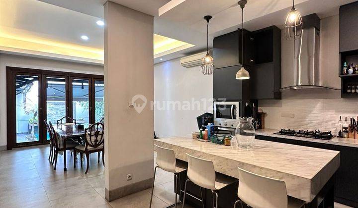 Dijual Rumah Modern Tropical Lokasi Aman Dan Nyaman di Jakarta Selatan  2