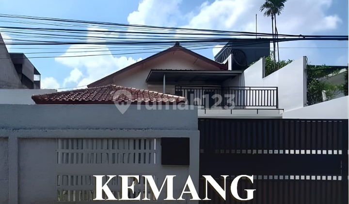 Strategic Location One-Story House and Comfortable Home