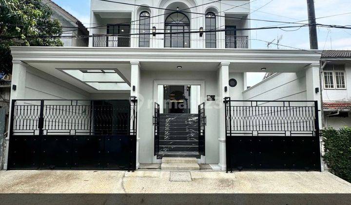 Rumah Modern Classic Semi Furnished di Bintaro  1