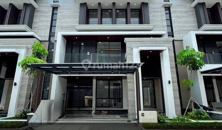 Dijual Brand New Town House Lokasi Strategis di Jakarta Selatan  1