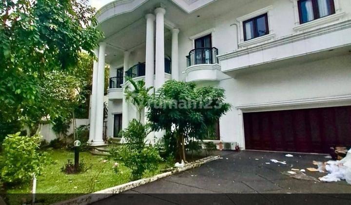 Disewakan Rumah Modern Lokasi Strategis Dekat Pondok Indah Mall  1