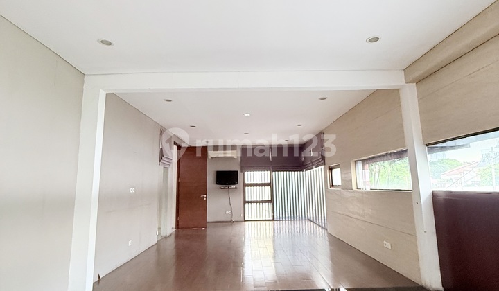 Mini Building 2 Floors Suitable for Office and Clinic Strategic Location 2