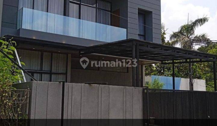 Dijual disewakan Rumah Minimalis Modern Semi Furnished di Jakarta Selatan  1