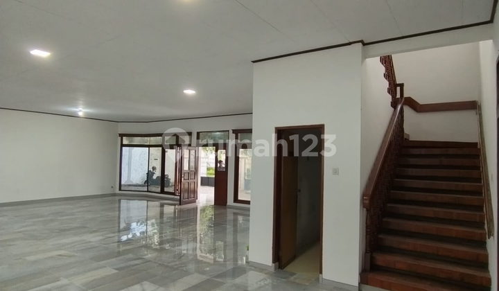 Rumah Luas di Kemang Cocok untuk Kantor & Hunian Premium 2