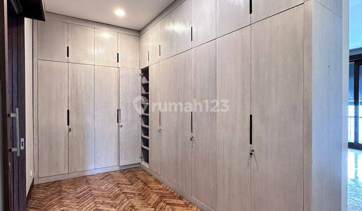 Dijual Rumah Modern Tropical Lokasi Aman Dan Nyaman di Jakarta Selatan  2