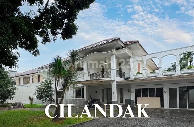 Rumah Sewa Bagus Lokasi dalam Komplek Cilandak Jakarta Selatan Rumah Sewa Bagus Lokasi dalam Komplek Cilandak Jakarta Selatan