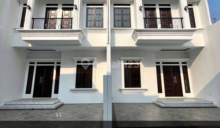 Dijual Rumah Minimalis Modern di Jakarta Selatan  1