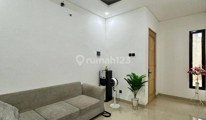 Rumah Minimalis Modern di Bintaro 2