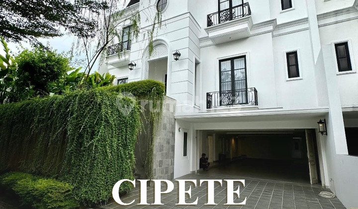 For Rent & Sale Townhouse in a strategic location For Rent & Sale Townhouse in a strategic location