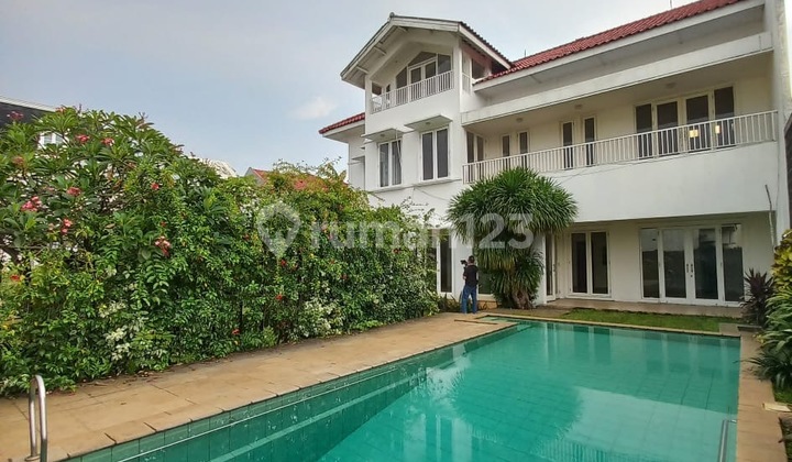 For rent House with Private Pool &amp; Spacious Garden 2
