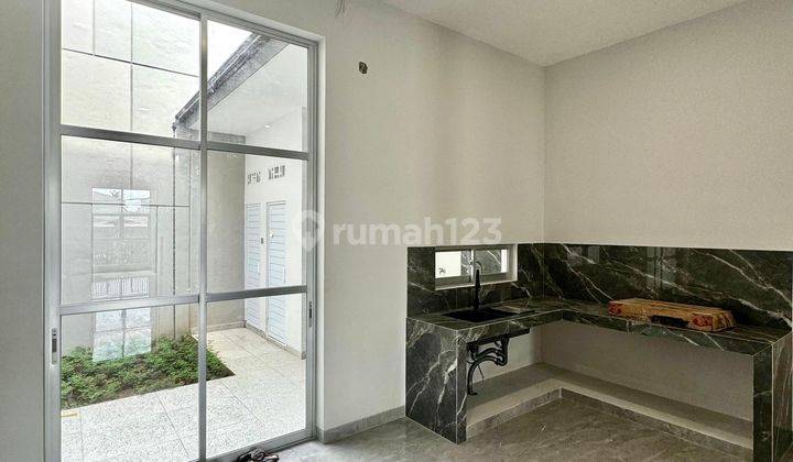 Dijual Rumah Brand New Minimalis Modern di Jakarta Barat 2