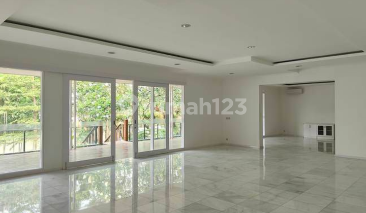 Rumah Townhouse Mewah Cipete, Private Pool & Garasi Luas 2