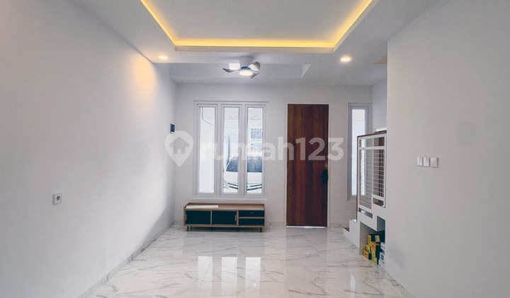 For Sale Brand New Modern House in Pesanggrahan 2