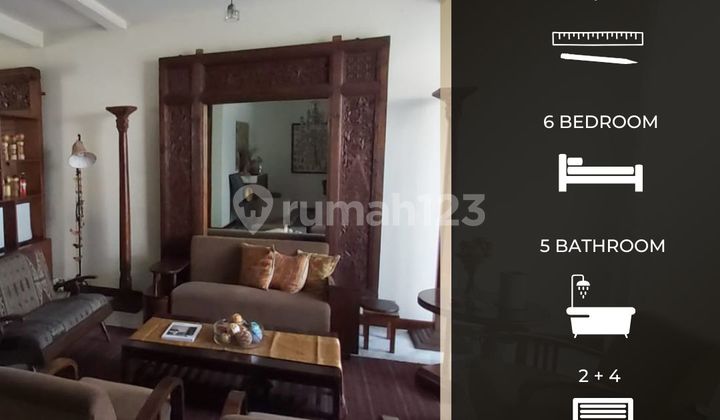 Disewakan Rumah Modern Tropical di Jakarta Selatan  2