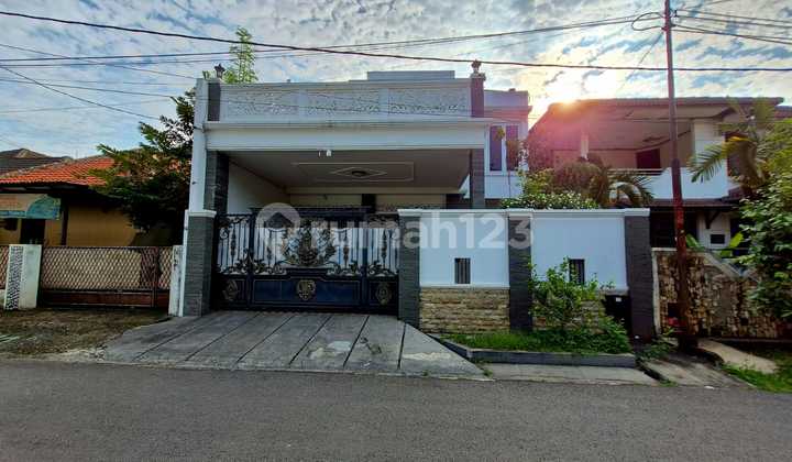 For Quick Sale Beautiful Affordable 2-Story House in Duren Sawit, East Jakarta For Quick Sale Beautiful Affordable 2-Story House in Duren Sawit, East Jakarta