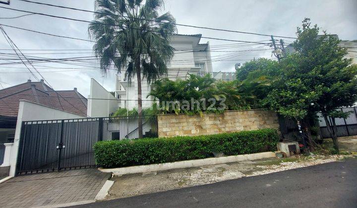 Rumah Cantik Mewah di Pusat Kota Jakarta Selatan 2