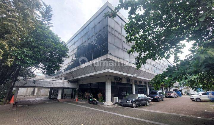 Perkantoran 3 Lantai Lokasi Pertigaan Ampera Tb Simatupang Cilandak Jakarta Selatan 1