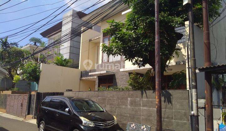 Dijual Rumah Cantik Terawat 2 Lantai di Petogogan Kebayoran Baru Jakarta Selatan 1