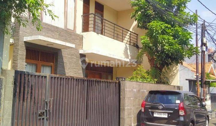 Dijual Rumah Cantik Terawat 2 Lantai di Petogogan Kebayoran Baru Jakarta Selatan 2