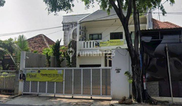 Rumah 2 Lantai di Jalan Utama Hos Cokroaminoto Gondangdia Menteng Jakarta Pusat 2