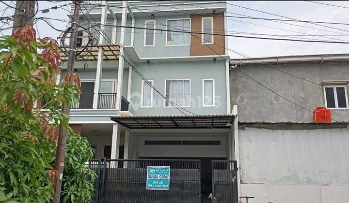 Dijual Rumah Murah 3 Lantai di Komplek Perumahan Taman Kencana Tegal Alur Kalideres Jakarta Barat 1