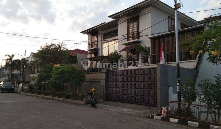 Dijual Rumah 2 Lantai di Komplek Green Garden Kedoya Utara Jakarta Barat 2