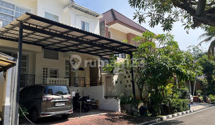 Dijual Cepat Rumah Cantik 2 Lantai SHM di Komplek Perumahan Panorama Lebak Bulus Jakarta Selatan