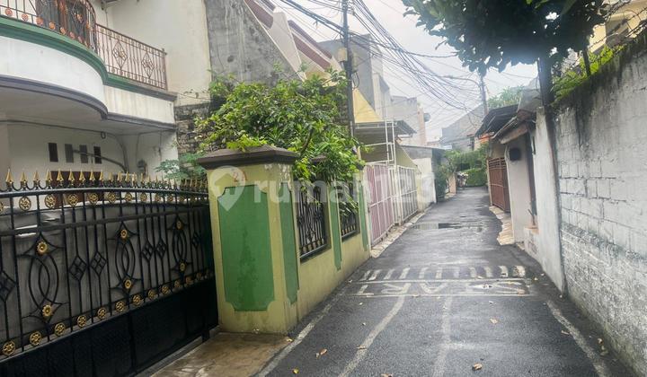 For Quick Sale: Cheap Nice 2-Storey Ready-to-Live House with SHM in Tanjung Barat, South Jakarta 2