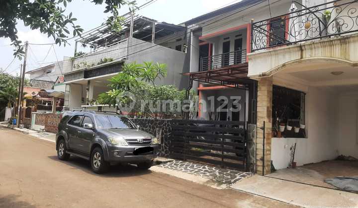 Dijual Cepat Rumah Murah Cantik 2 Lantai di Komplek Perumahan Kalibaru Permai Cilodong Depok