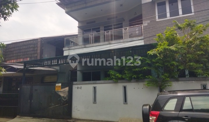 For Sale Fast Cheap 2-Storey House with SHM in Duri Kepa, Kebon Jeruk, West Jakarta