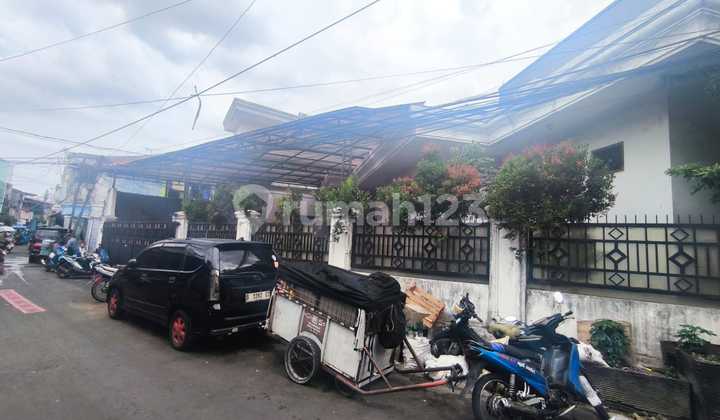 Turun Harga, Sangat Murah Rumah Bawah Harga Pasar di Chenghay Rawa Bunga Jatinegara Timur Jakarta Timur Turun Harga, Sangat Murah Rumah Bawah Harga Pasar di Chenghay Rawa Bunga Jatinegara Timur Jakarta Timur