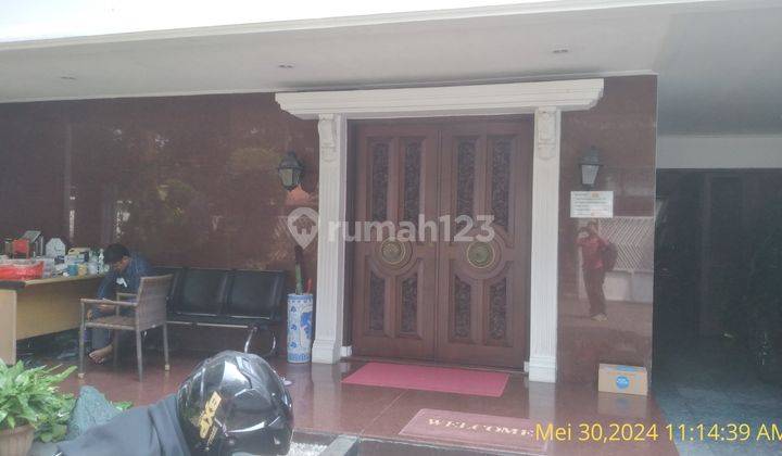Dijual Rumah di Pusat Kota, Menteng, Jakarta, SHM, Strategis cocok untuk investasi 2