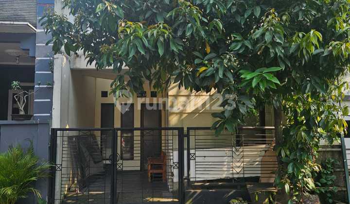 Dijual Cepat Rumah Murah Bagus SHM 2 Lantai di Perumahan Griya Pipit 6 Pondok Kacang Timur Pondok Aren Tangerang Selatan