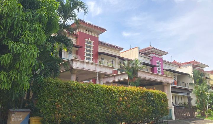 Dijual Cepat Rumah Cantik Murah 2 Lantai di Komplek Perumahan Raffles Hills Sukatani Tapos Depok