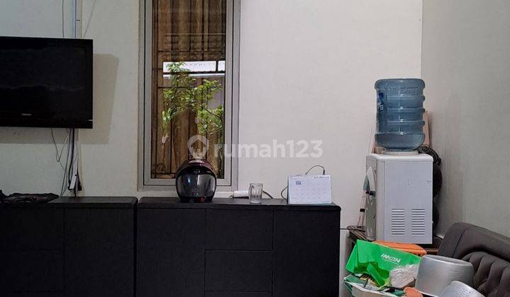 Rumah Kost 2,5 Lantai Masih Berjalan di BSD - Foresta 2