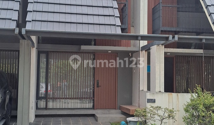 Rumah Mungil Masih Bagus Furnish Dan Siap Huni @ Bsd City