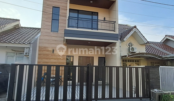 New House Ready to Occupy 2-Lane Road In Regency Melati