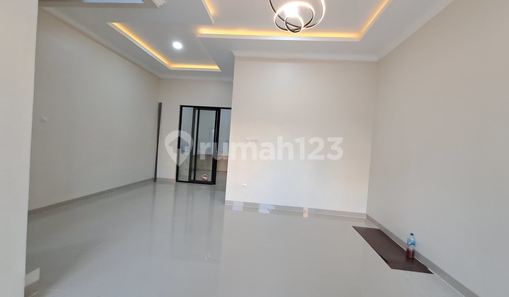 New House Ready to Occupy 2-Lane Road In Regency Melati