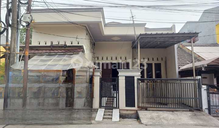 Rumah Di Perumahan Harapan Baru 2 . Bekasi 1