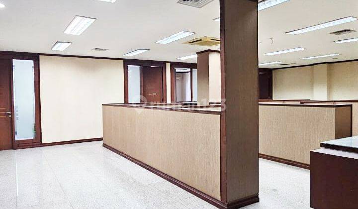 Dijual Gedung Kantor Latumenten Jakarta Barat 7 Lantai Rapih Sekat Kantor Ada Lift 2