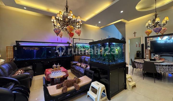 DIJUAL! Rumah BGM PIK uk.12x25 2lt, semi furnish Bagus Dan Terawat, sudah renov 