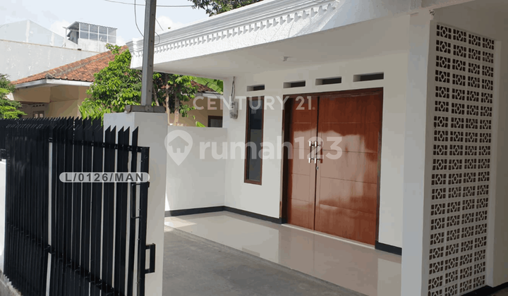 Rumah Nyaman dan Bersih Siap Huni Strategis di Regol Kota Bandung Rumah Nyaman dan Bersih Siap Huni Strategis di Regol Kota Bandung