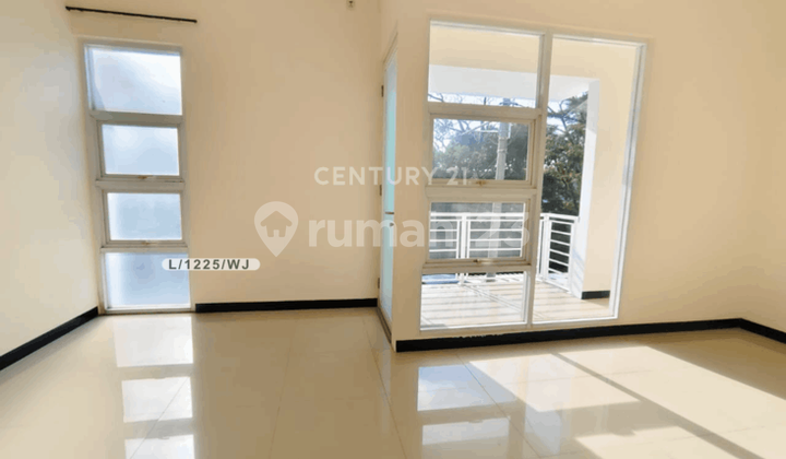 Rumah 2 Lantai Siap Huni dan Nyaman di Sommerville Tki 5 Bandung Rumah 2 Lantai Siap Huni dan Nyaman di Sommerville Tki 5 Bandung