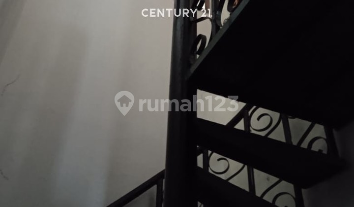 foto lainnya rumah lokasi strategis pusat kota