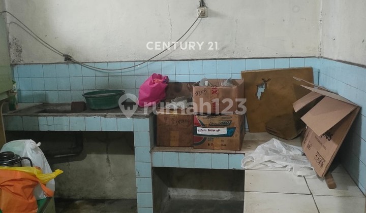 2-Story Ready-to-Use Shop House in Strategic Location at Kopo Sayati, Bandung 2